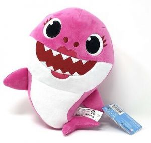 מאמאדו - כל מה שאמא צריכה בובות פרווה  NEW Pinkfong Baby Shark Official Song Doll by WowWee - Pink Mommy Shark English