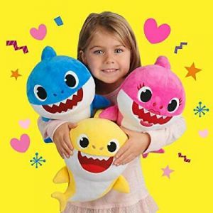 מאמאדו - כל מה שאמא צריכה בובות פרווה  Pinkfong Baby Shark Official Song Doll - Mommy Shark - By WowWee